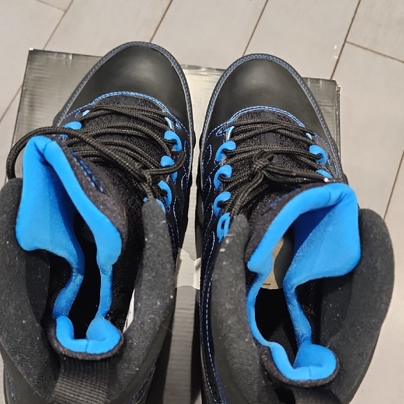 Black and Blue High-Top Sneakers - Picture 3 of 7
